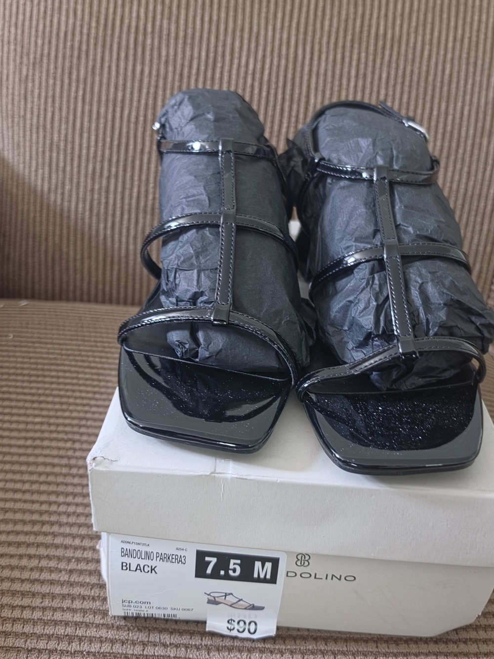 Bandolino Parkera3 Black Patent Strappy Low Block Heel Sandals — Size 7.5M (NIB) - Picture 3 of 6